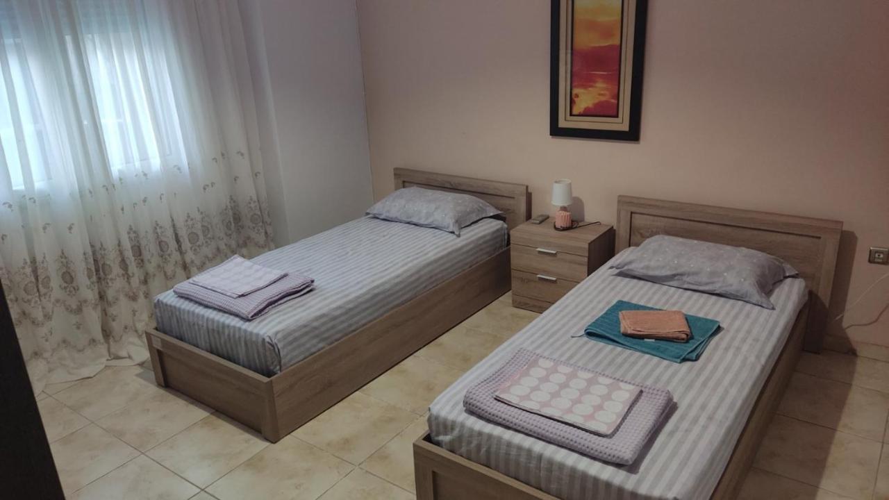 Airport'S Close, Cozy Flat For 6 Persons Apartment Markopoulo Mesogaias Ngoại thất bức ảnh