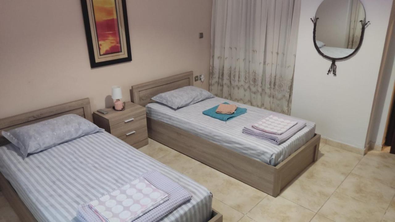 Airport'S Close, Cozy Flat For 6 Persons Apartment Markopoulo Mesogaias Ngoại thất bức ảnh