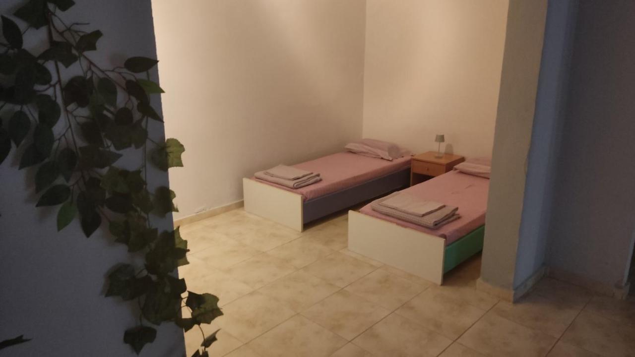 Airport'S Close, Cozy Flat For 6 Persons Apartment Markopoulo Mesogaias Ngoại thất bức ảnh