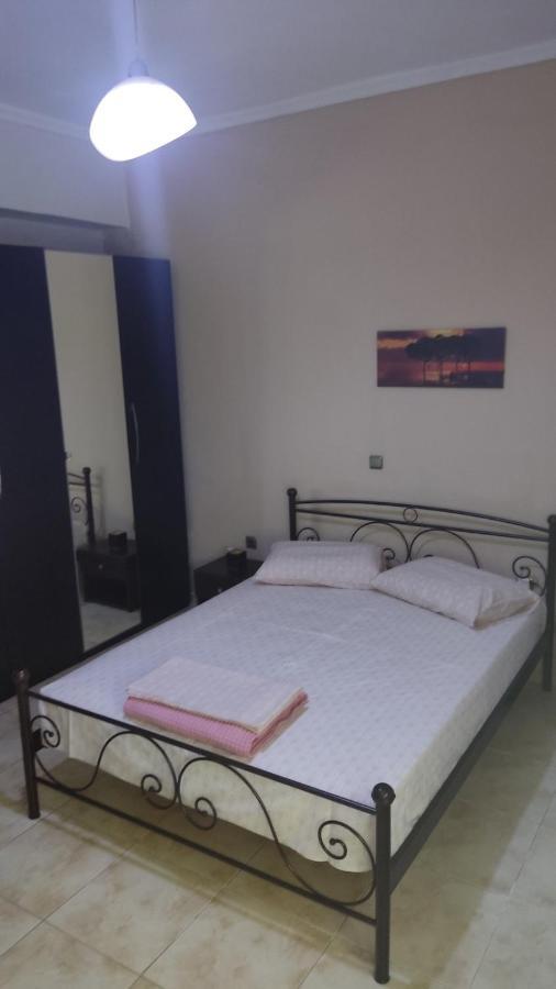 Airport'S Close, Cozy Flat For 6 Persons Apartment Markopoulo Mesogaias Ngoại thất bức ảnh